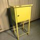 Meuble atelier métallique industriel une porte jaune