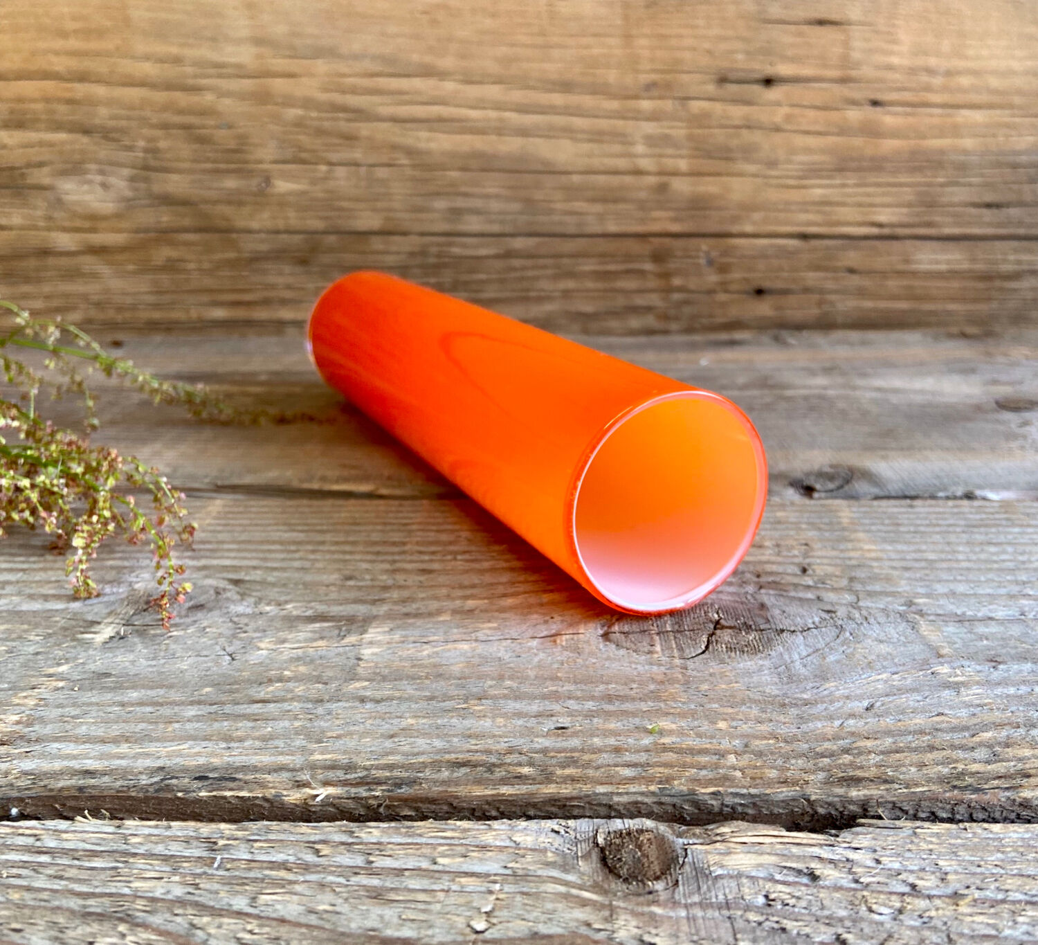 Vase tube vintage en verre orange