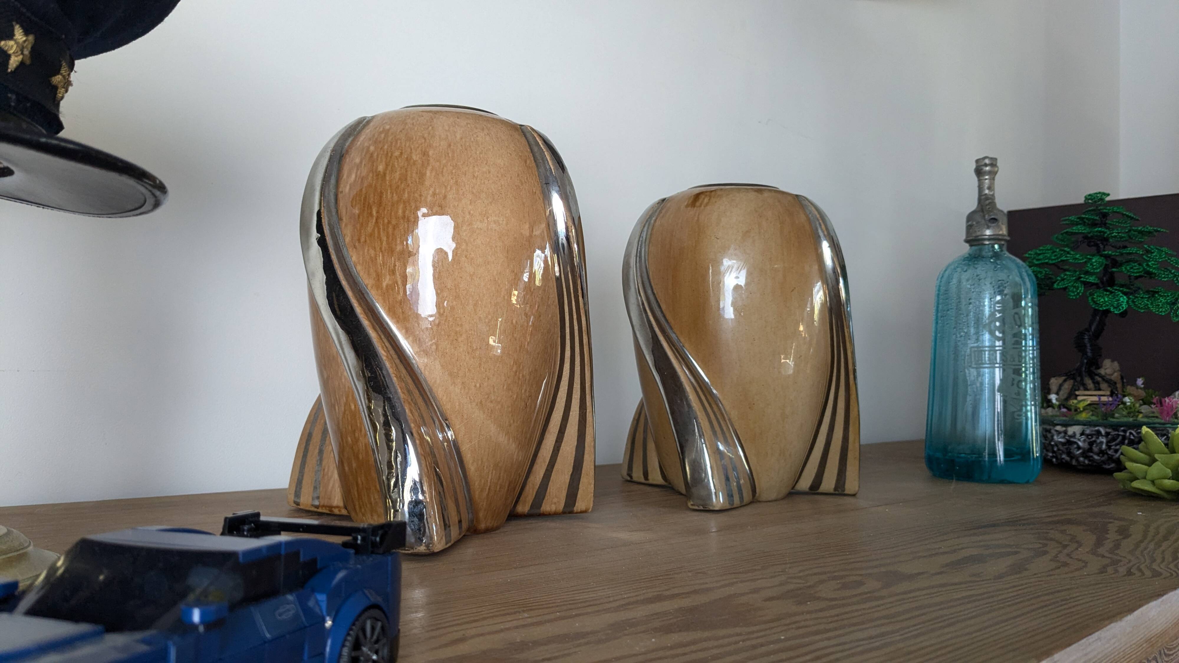 Paire de vases en céramique vintages