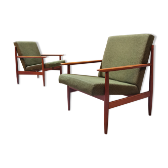 Pair of armchairs by Frantisek Jirak for TON Bystřice (Thonet)