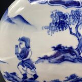 Vase gourde chinois en porcelaine blanche et bleue