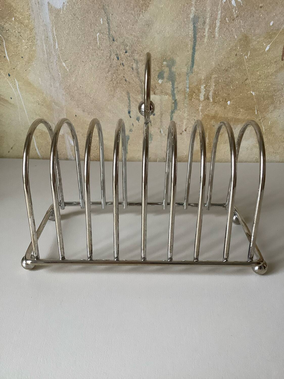 Porte toasts en métal argenté