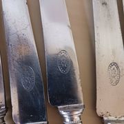 Antique knives in Bakelite and steel.
