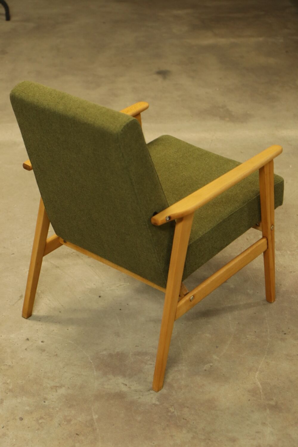 Vintage wood armchair boho green leaf oryginal from Mid century modern 1970 light wood chair salon
