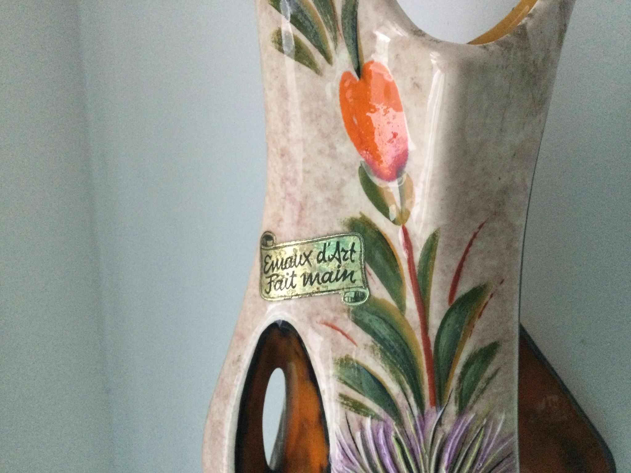 Vase Vallauris signé Tess