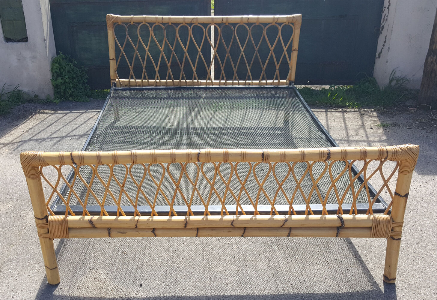 double bed bamboo and rattan vintage, years 60