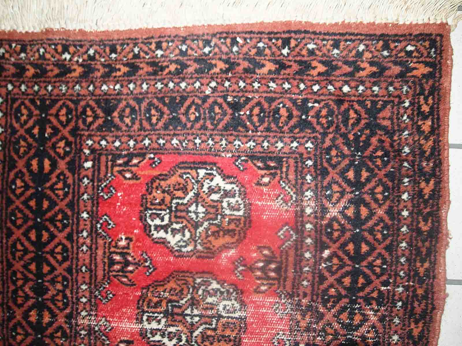 Vintage pakistani carpet lahore handmade 75cm x 119cm 1960s, 1c627