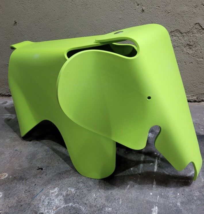 Chaise enfant Elephant de Charles & Ray Eames pour Vitra