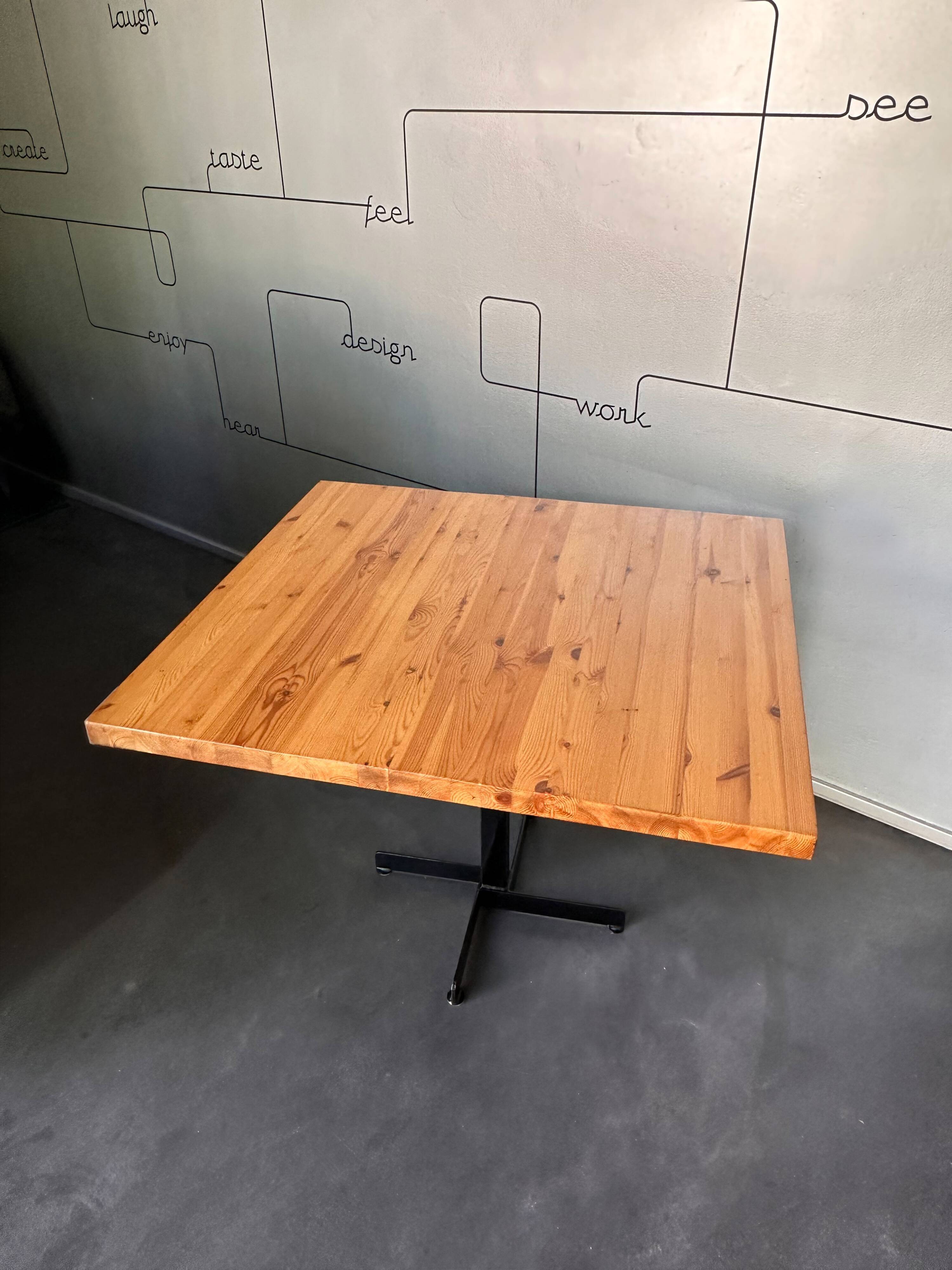 Table à manger Les Arcs Charlotte Perriand pour Les Arcs, France, 1960s