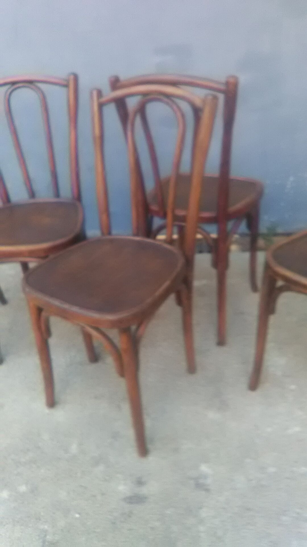Lot of 6 mismatched bistro chairs
