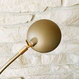 Tilting desk lamp