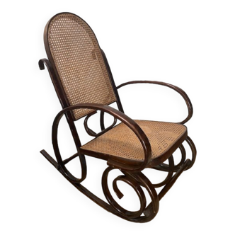 Rocking-chair en bois courbé et cannage