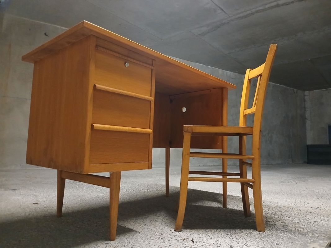 Bureau année 60 + Chaise bistro Luterna