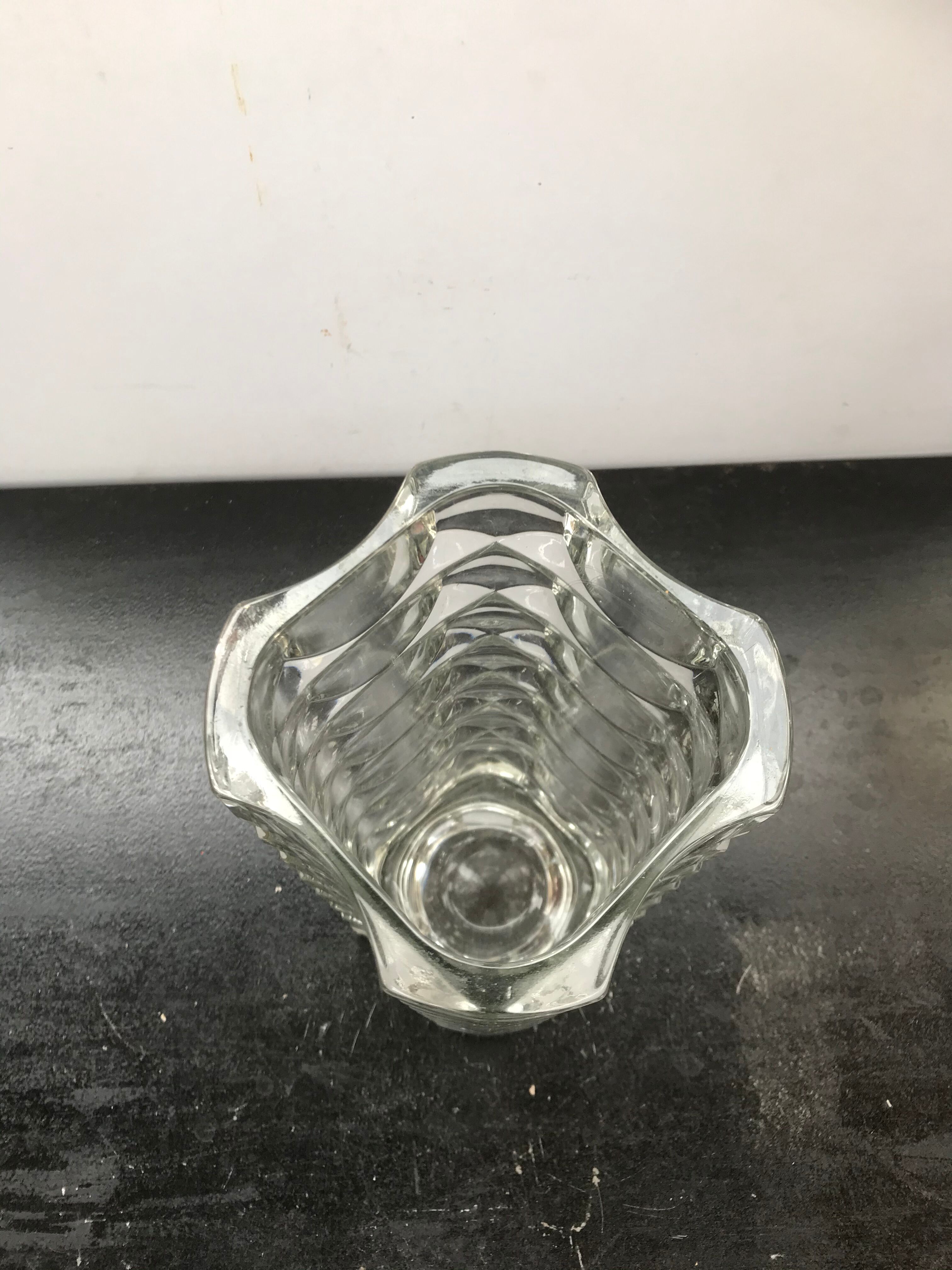 Old vase glass moulded grand vintage model