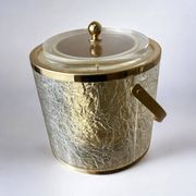 Seau à glace en lucite de style Dior avec pinces, Italie, 1970