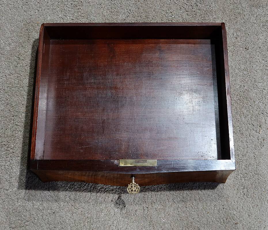 Small living room table in precious wood, louis xv style – 1st part 19th century