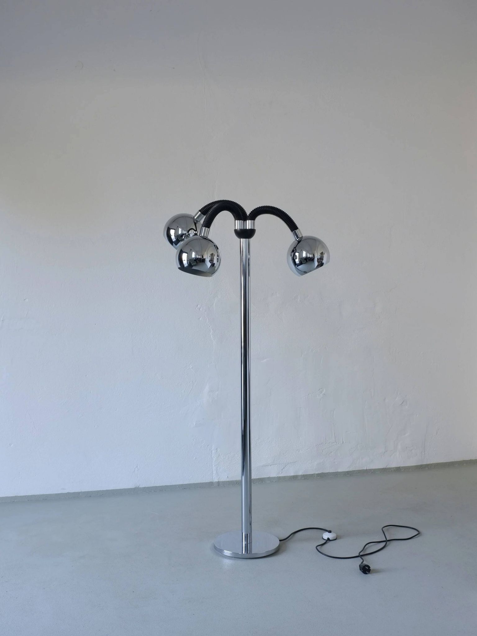 Chrome 3-arm space-age floor lamp | Italy | 1970s