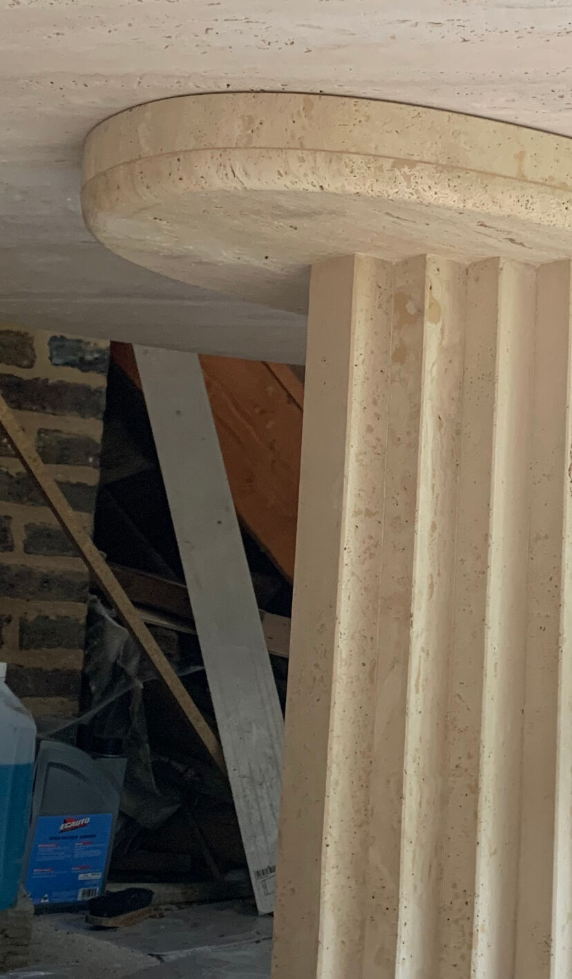 Table Carlo Scarpa in travertine