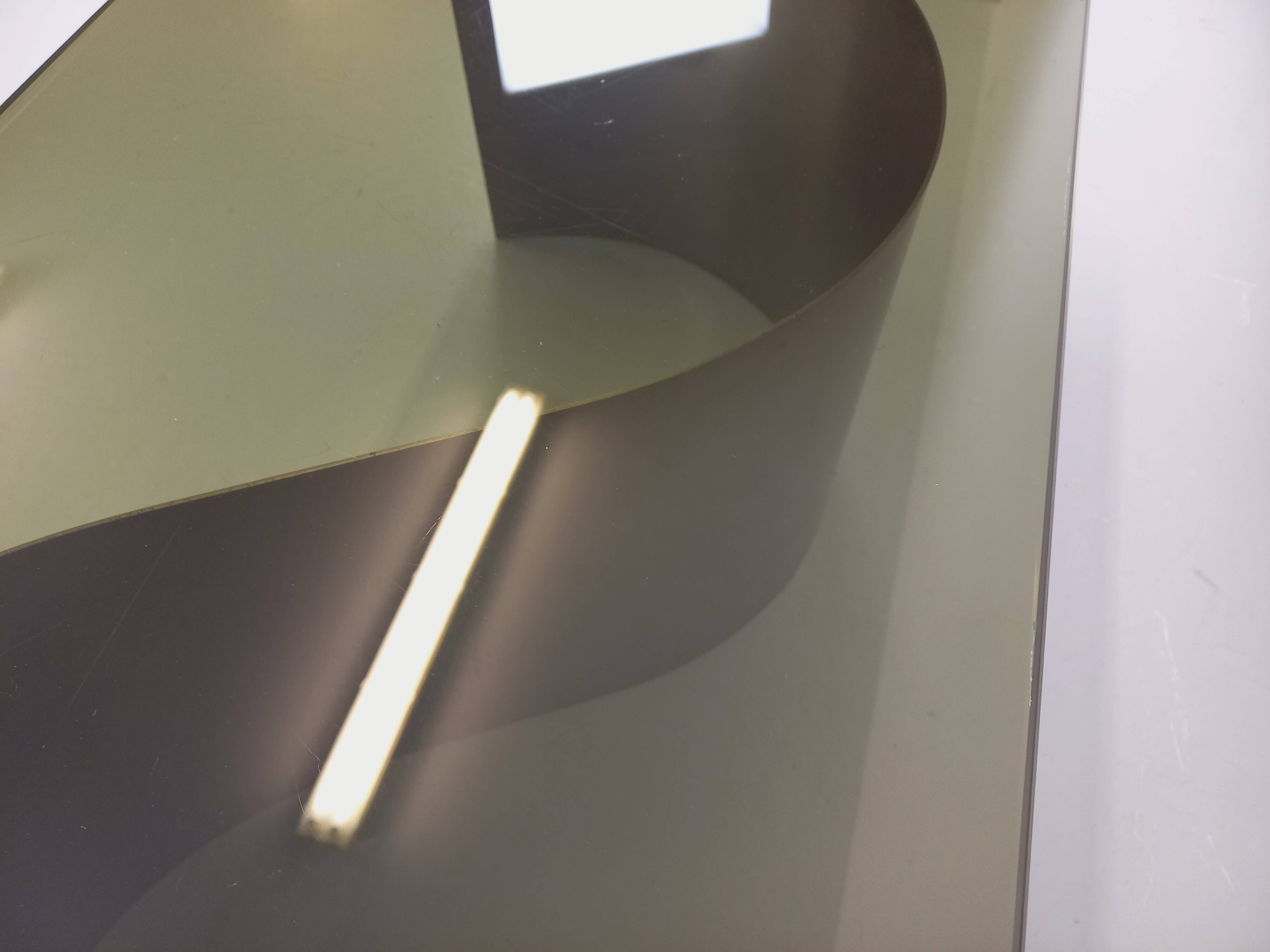 Table basse rectangulaire Space Age vintage en acier et verre fumé