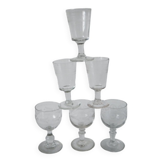 Lot de 6 verres à vin dépareillés XIXème