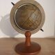 Globe terrestre vintage