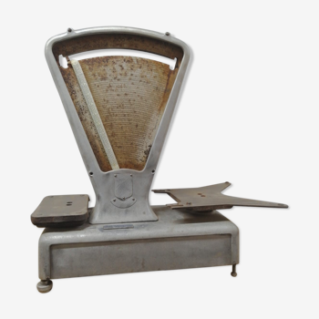 Old industrial vintage grocery scale