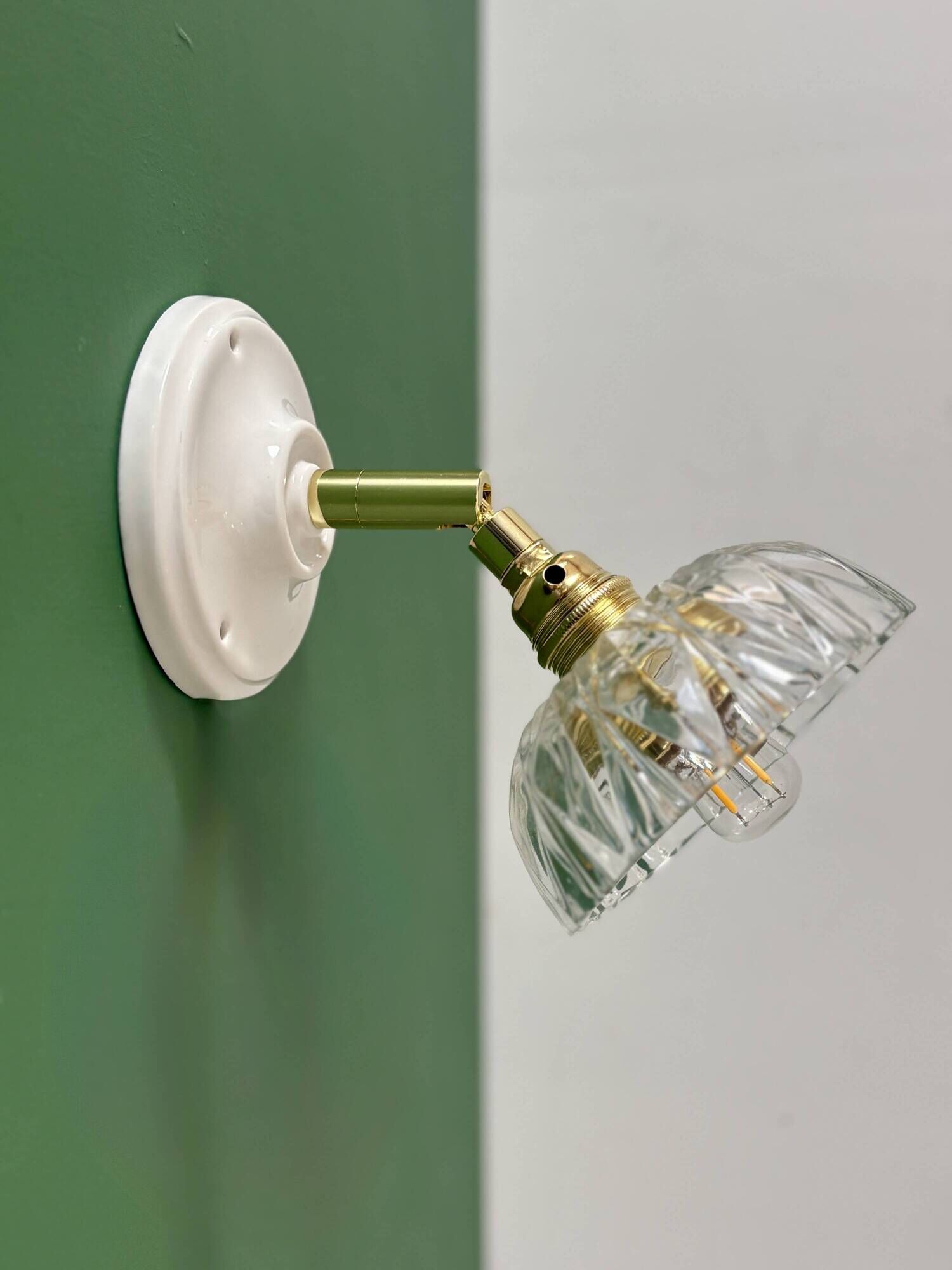 Vintage glass cut lampshade - tableware collection (APPV01)