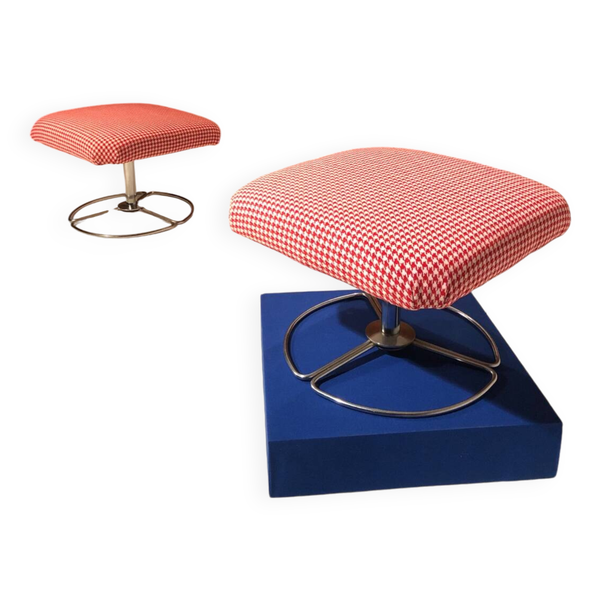 Pair of vintage 1970 footrests