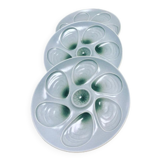 Salins factory oyster plates in water green colors