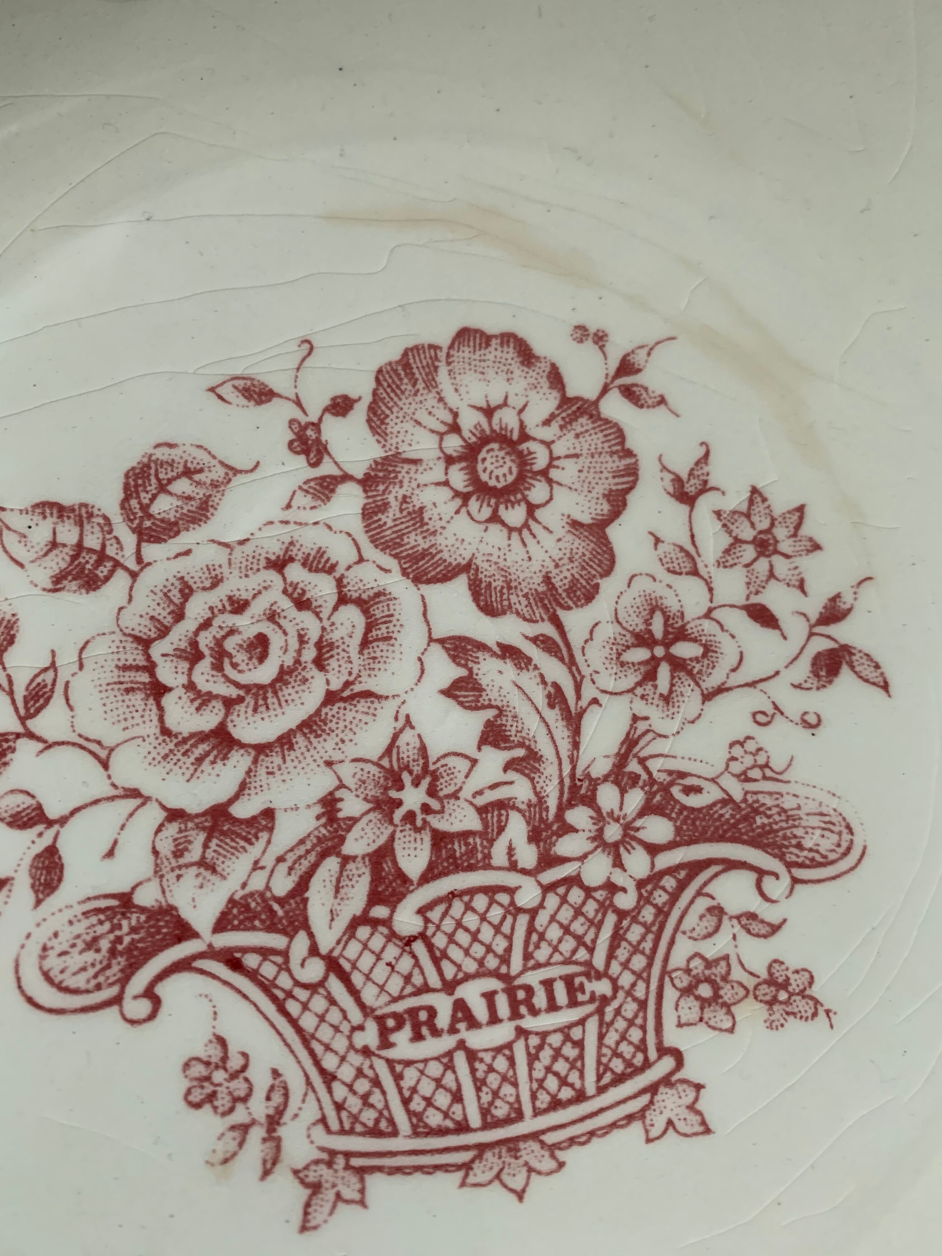 12 flat plates in red earthenware Gien 1970