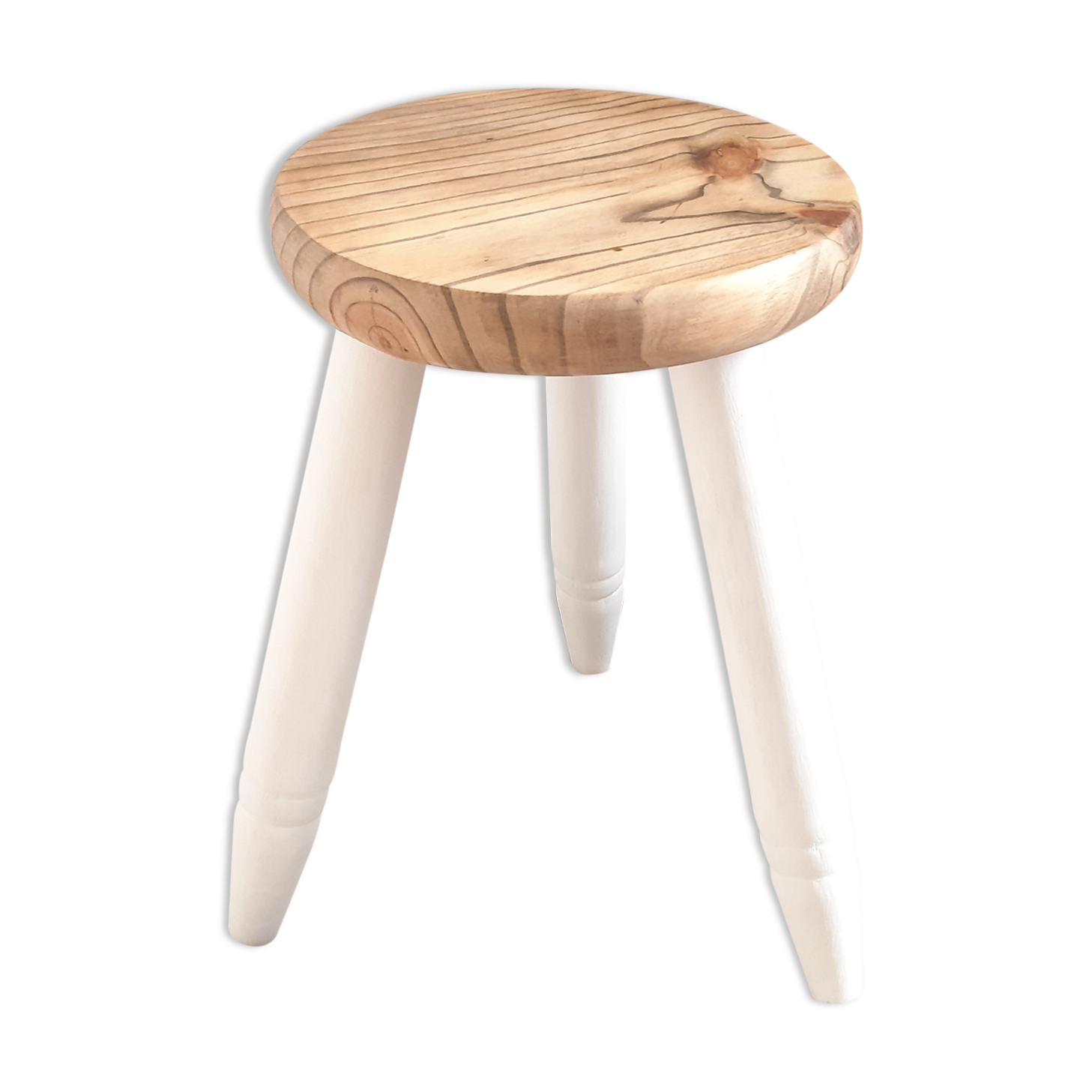 Tripod stool