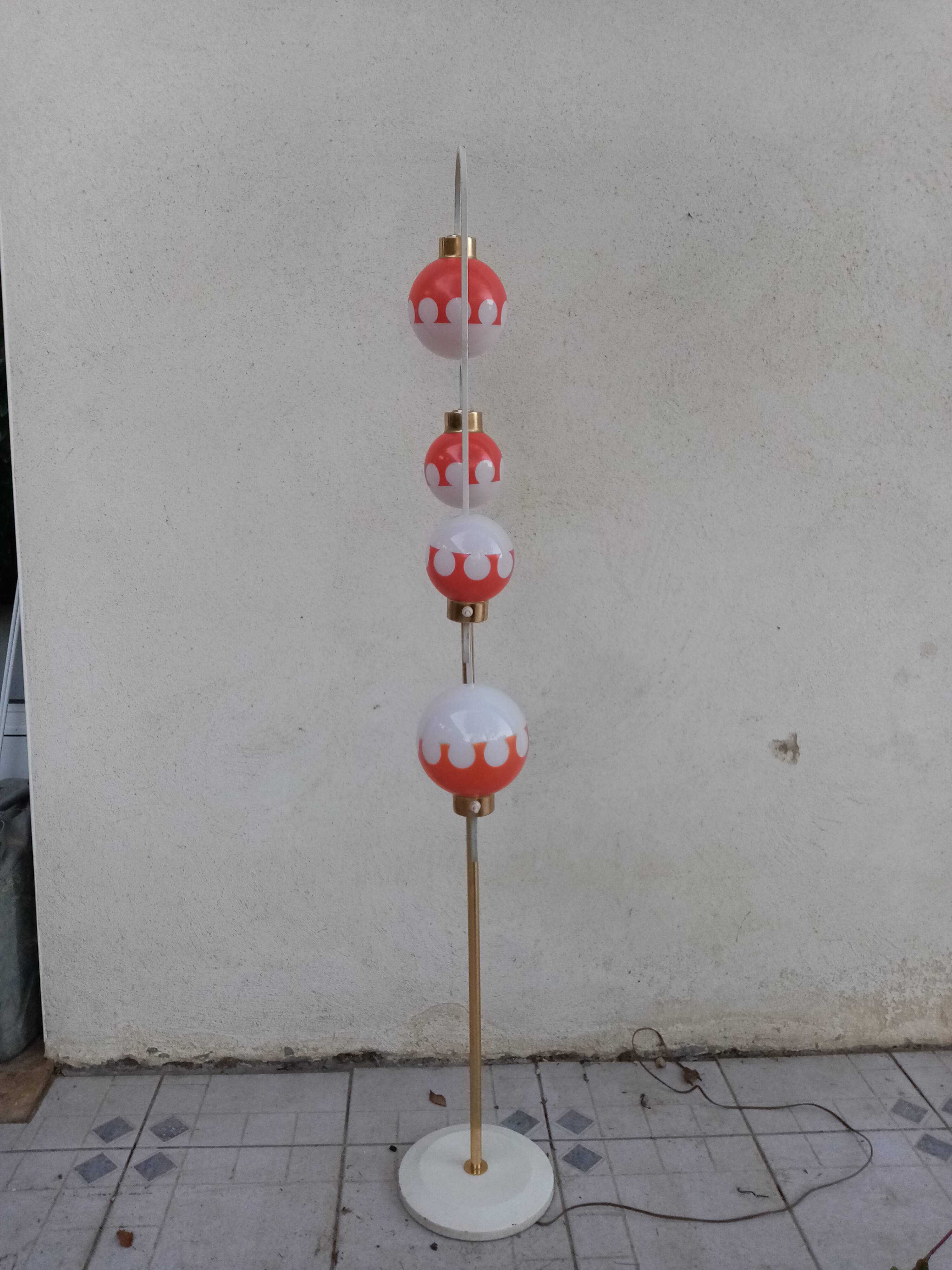 Vintage floor lamp with two-tone opaline balls