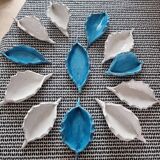 Leaf-shaped cups