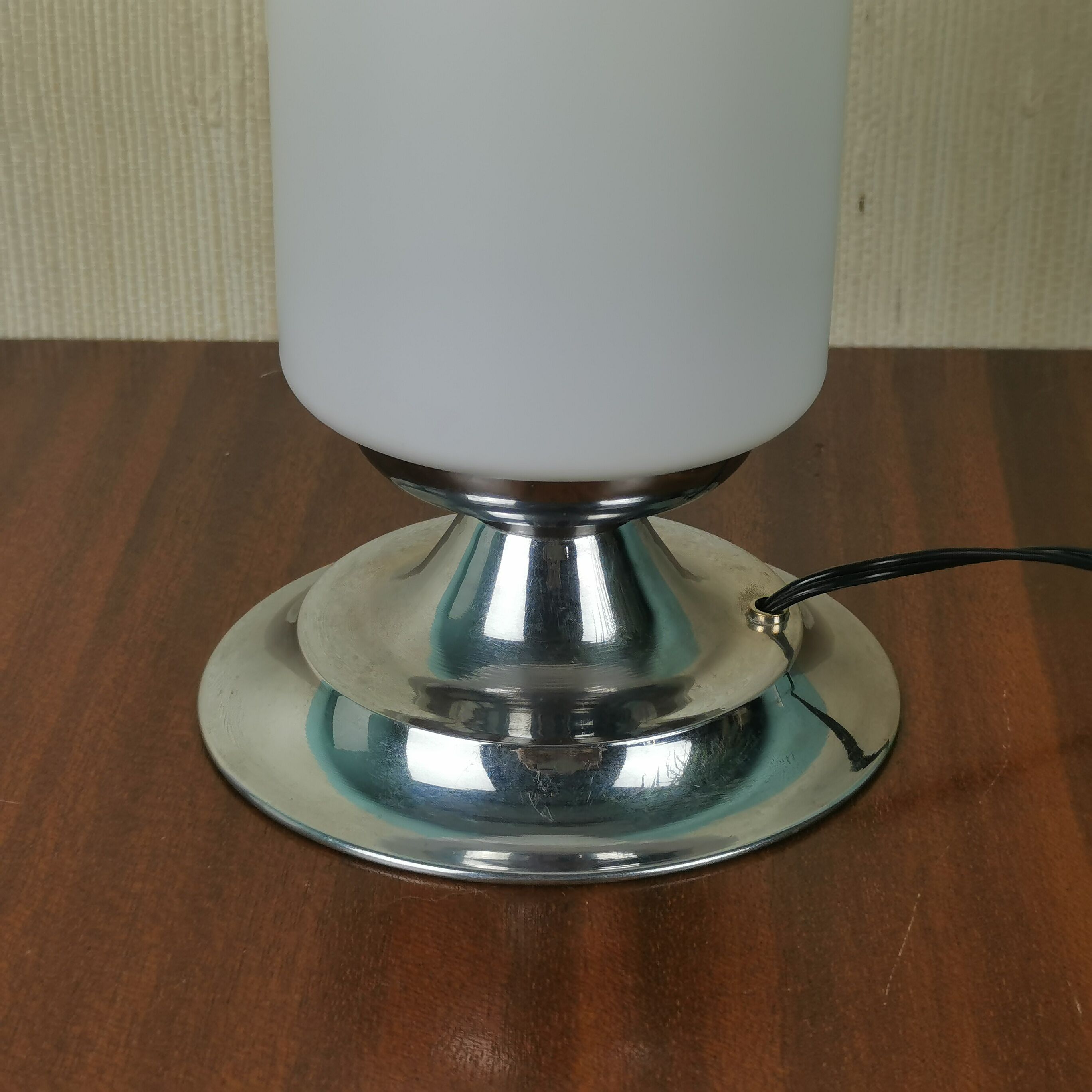 Chrome and opaline lamp