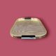 Plateau moderniste en aluminium anodisé doré – Perfect