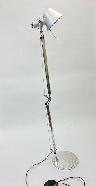 Tolomeo tavolo -artemide