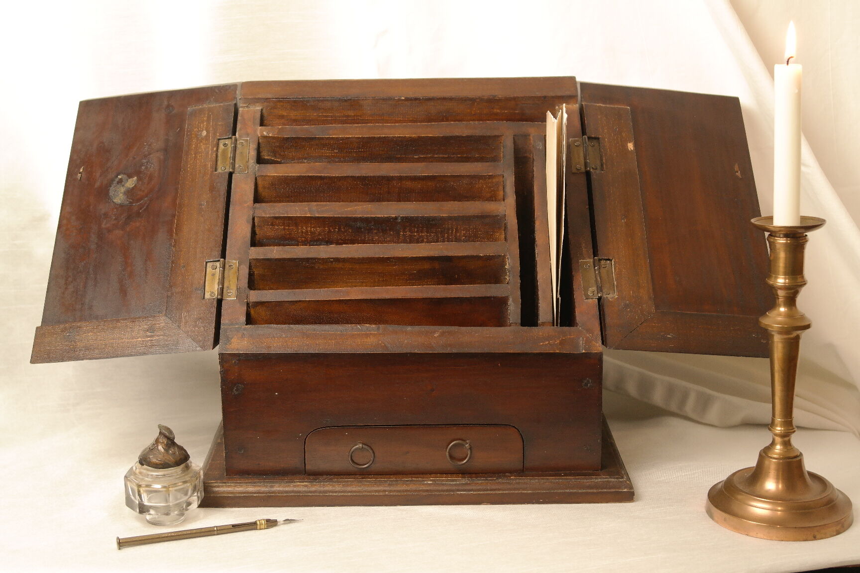 Antique table cabinet in solid mahogany XXth