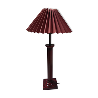 Lamp on wooden column foot