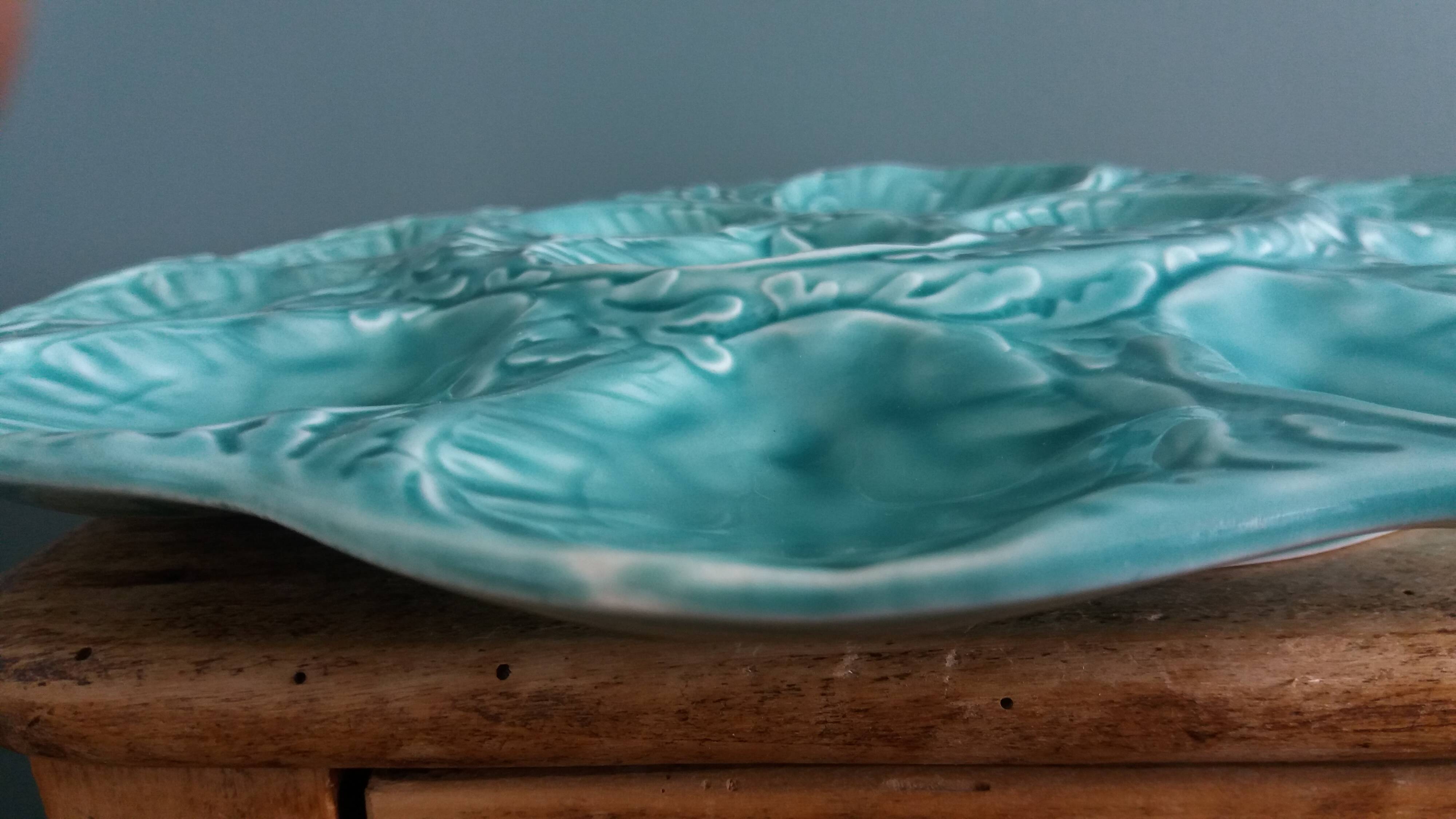 Turquoise barbotine oyster dish Gien France