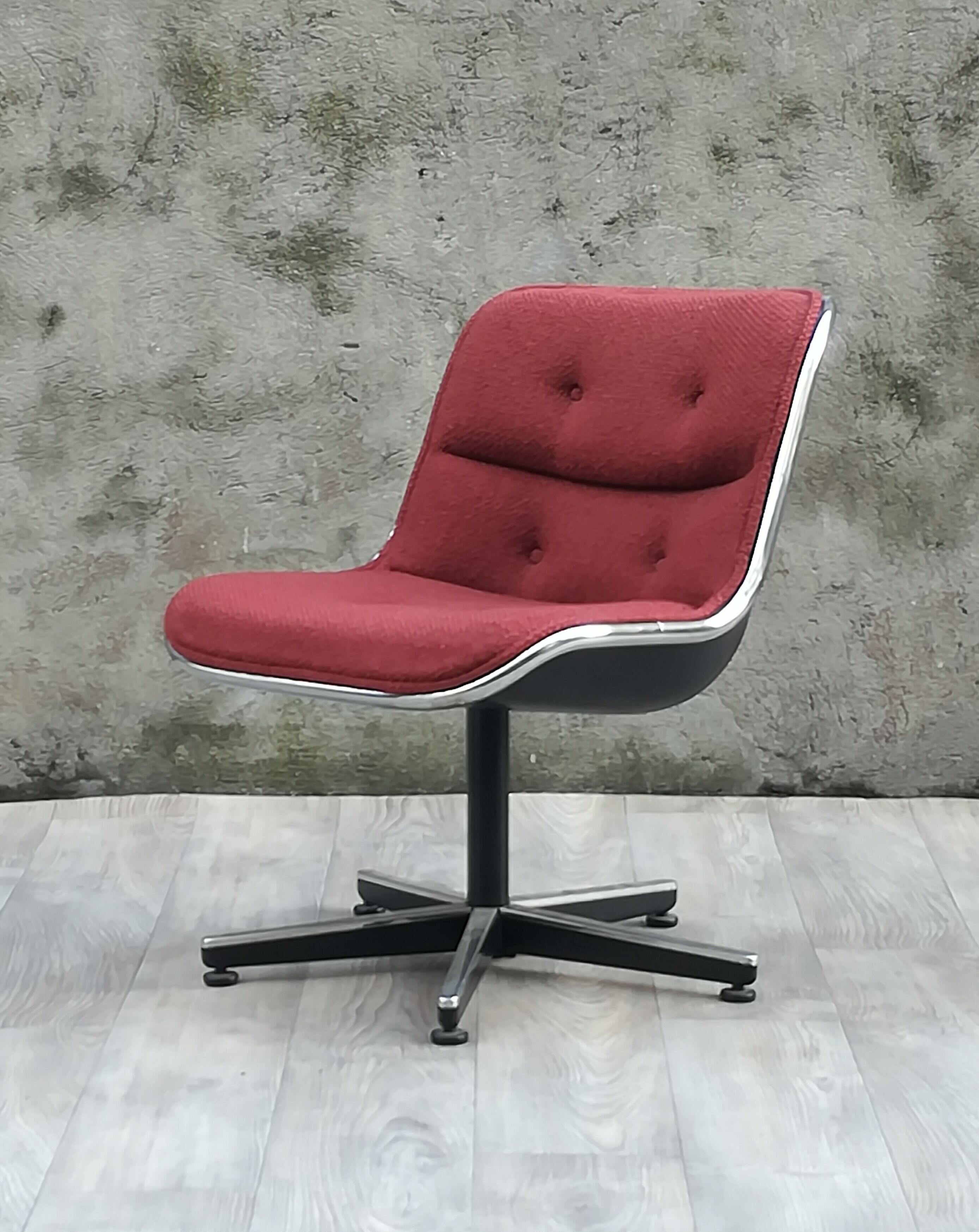 Charles Pollock executive armchair