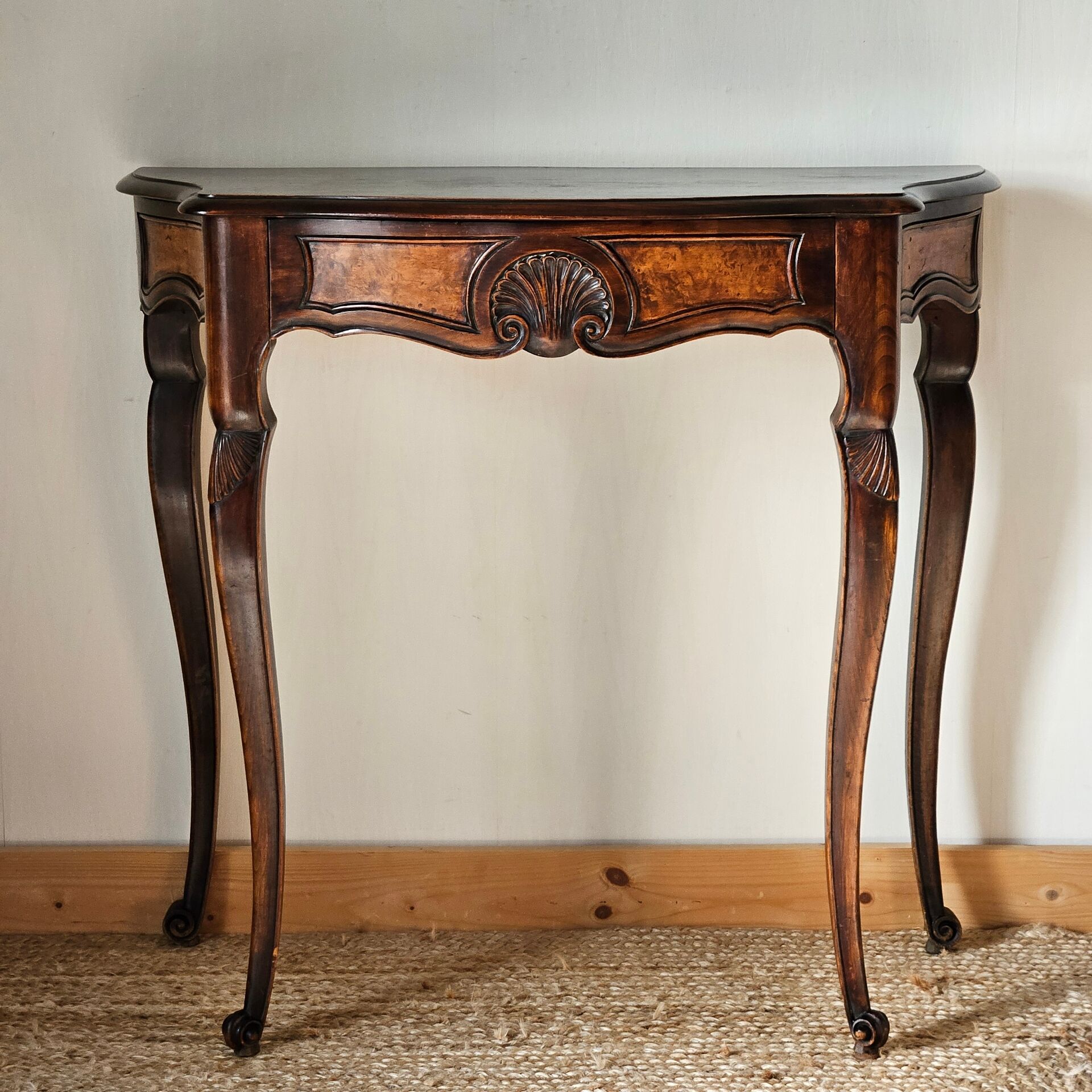 Louis XV console style 20th century