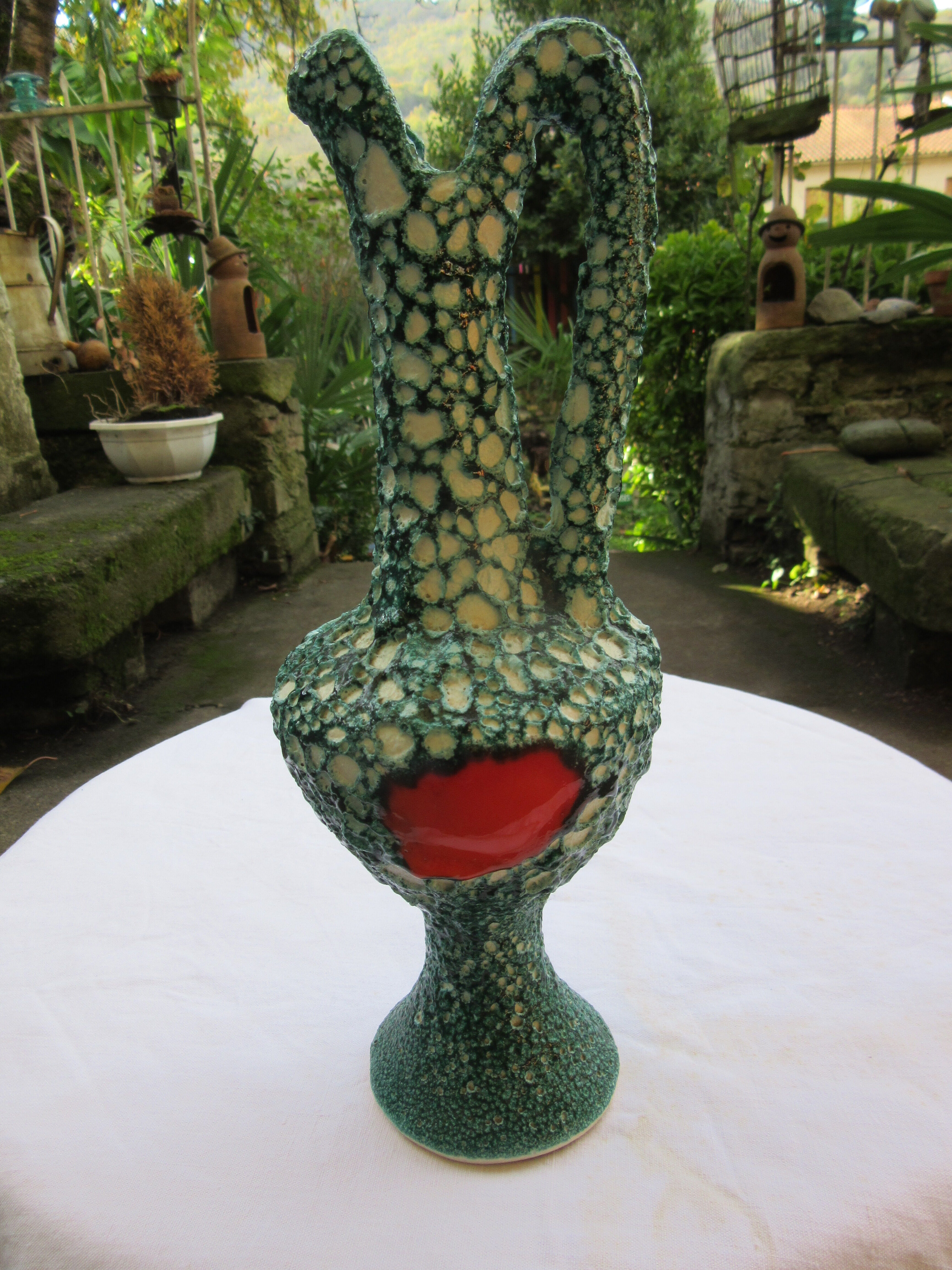 Vase style vallauris