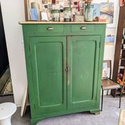 Buffet, confiturier en bois vert