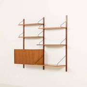 Poul Cadovius shelving unit with a desk in walnut for Cado, 1960s