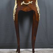 Table de salon, travailleuse en marqueterie, style Louis XV – fin XIXe