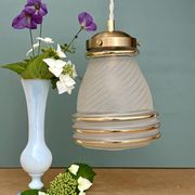 Suspension globe antique Art Deco in frosted white and gold glass.