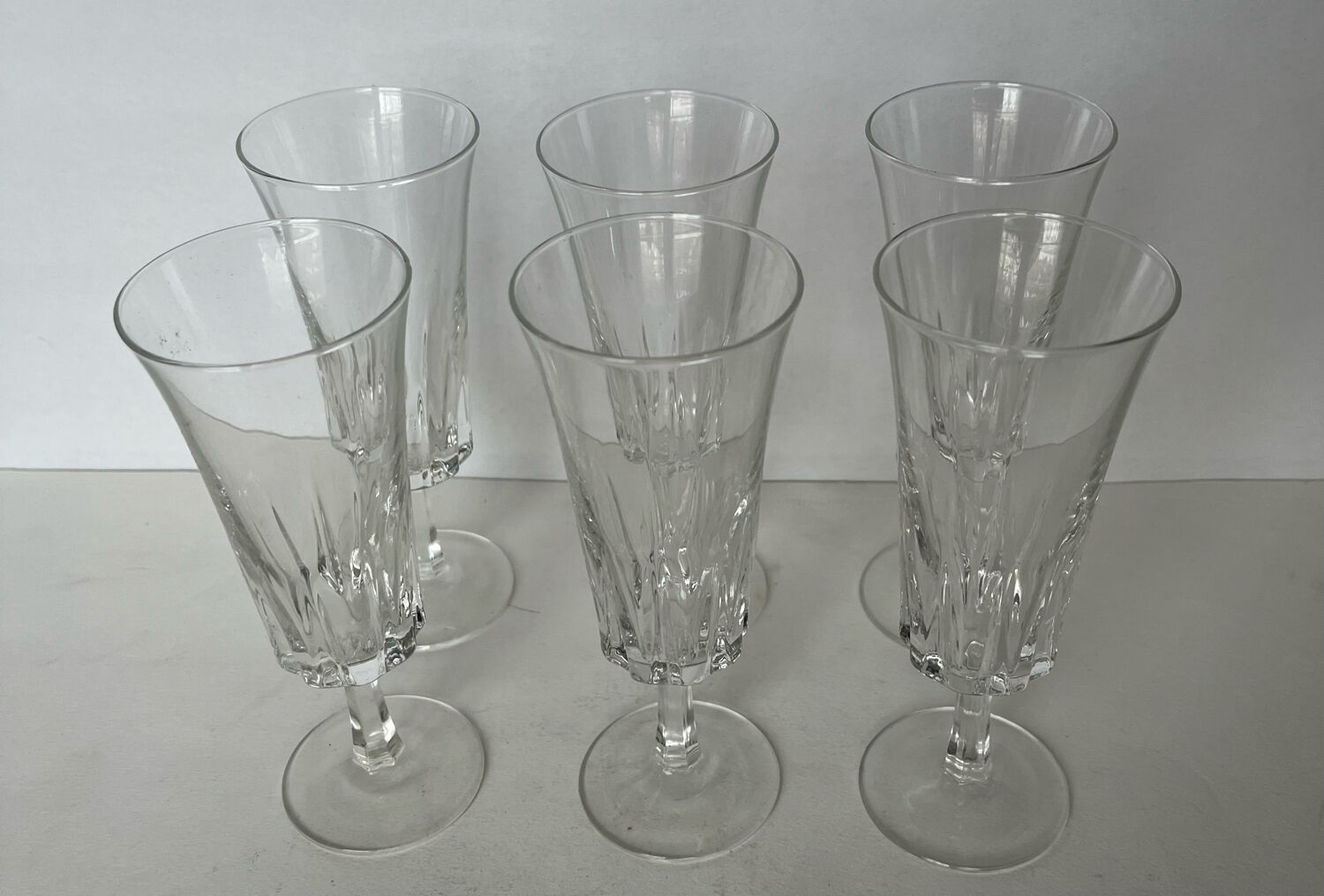 6 champagne flutes