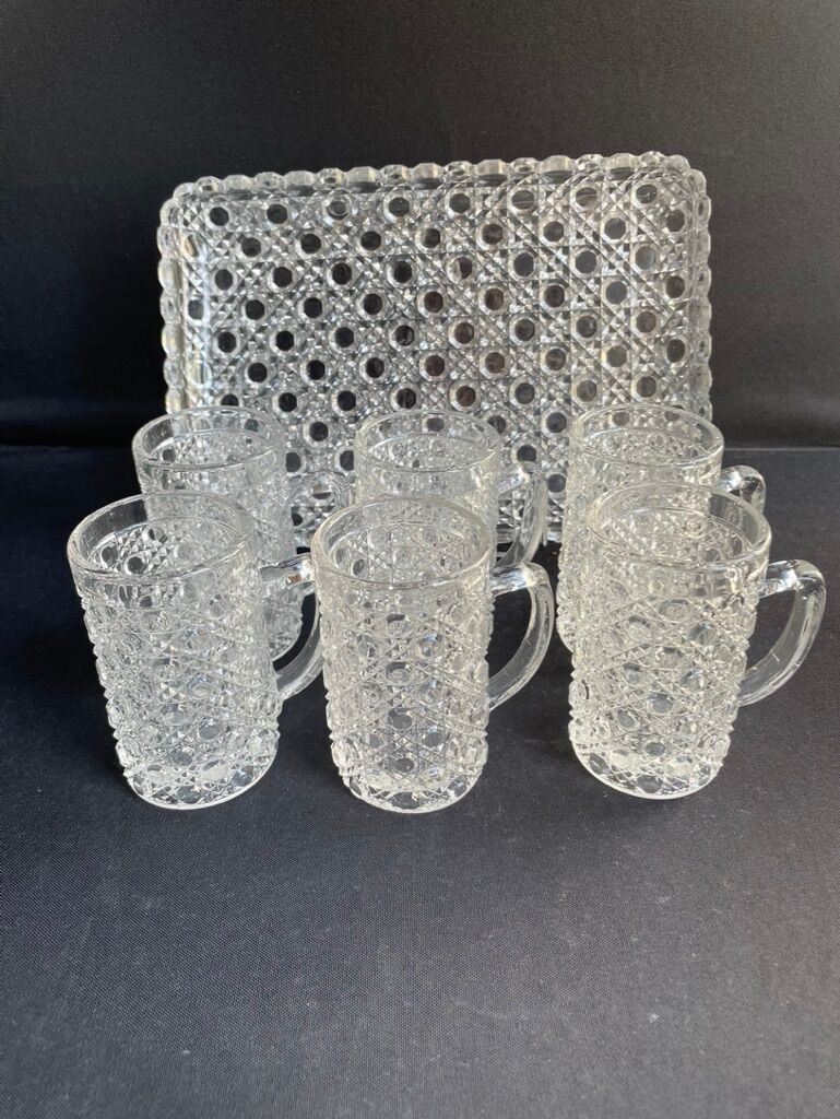Tray and 6 mugs in blown and molded glass