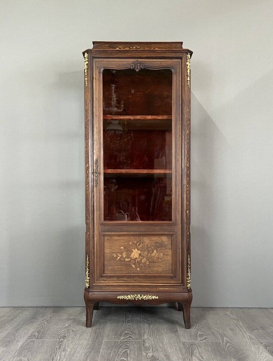 Vitrine ancienne en marqueterie et bronze, XIXème siècle