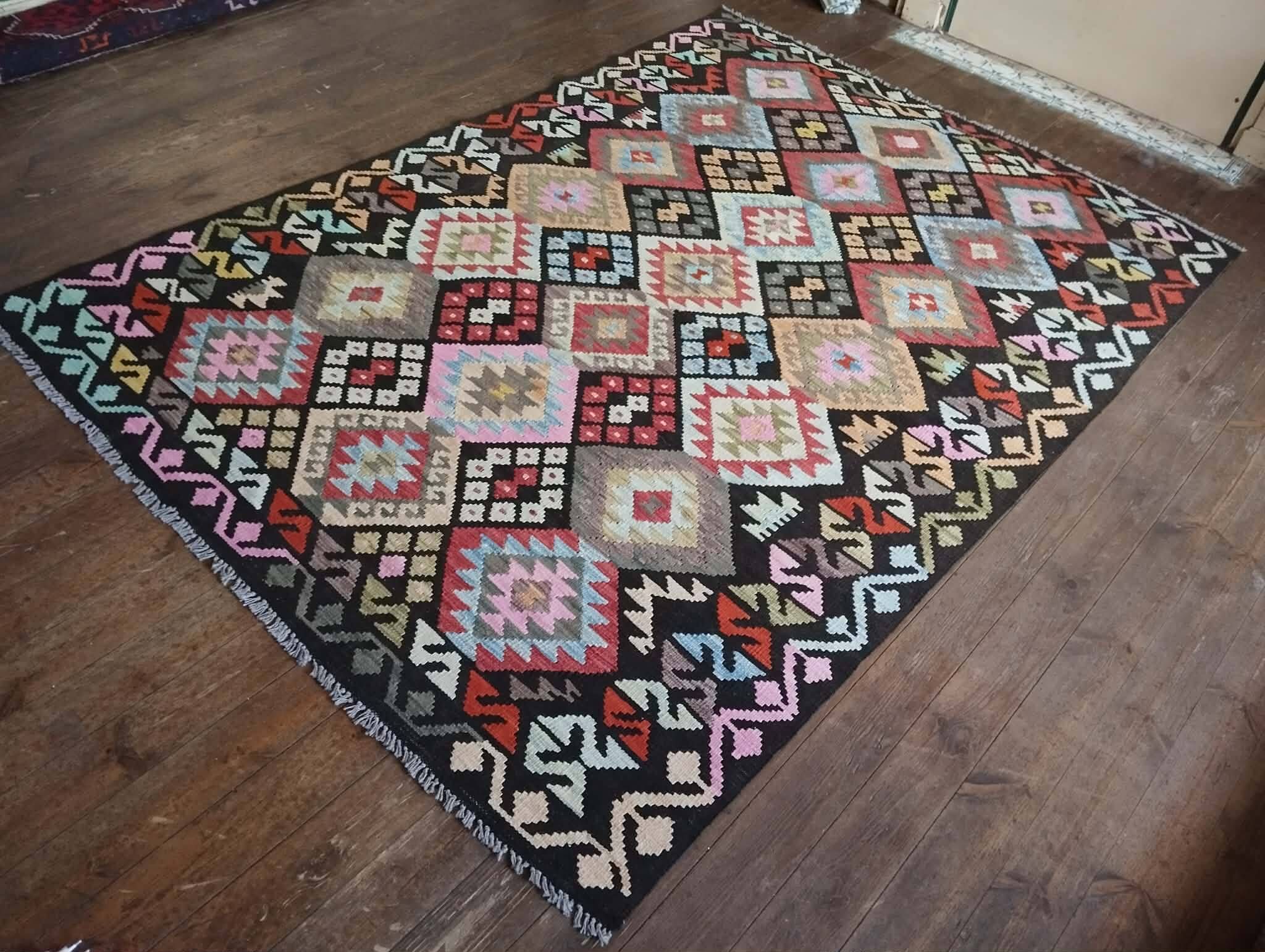 Kilim Persan Qashqaï fait main 260x184cm